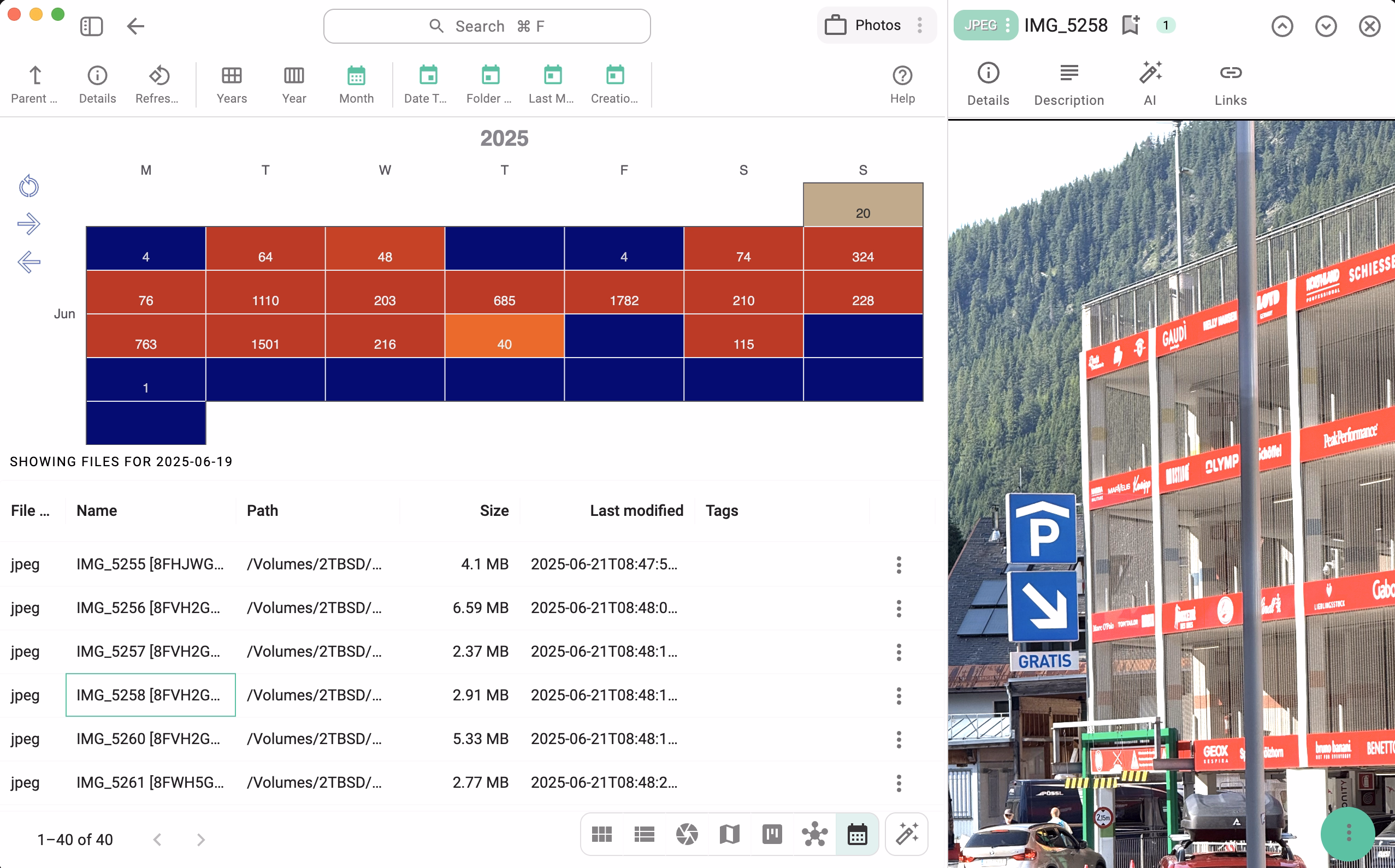 Screenshot showing the month view in the calendar perspective